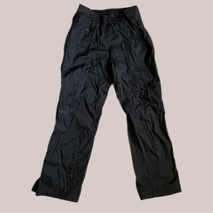 Marmot full zip rain pants - women’s size S short